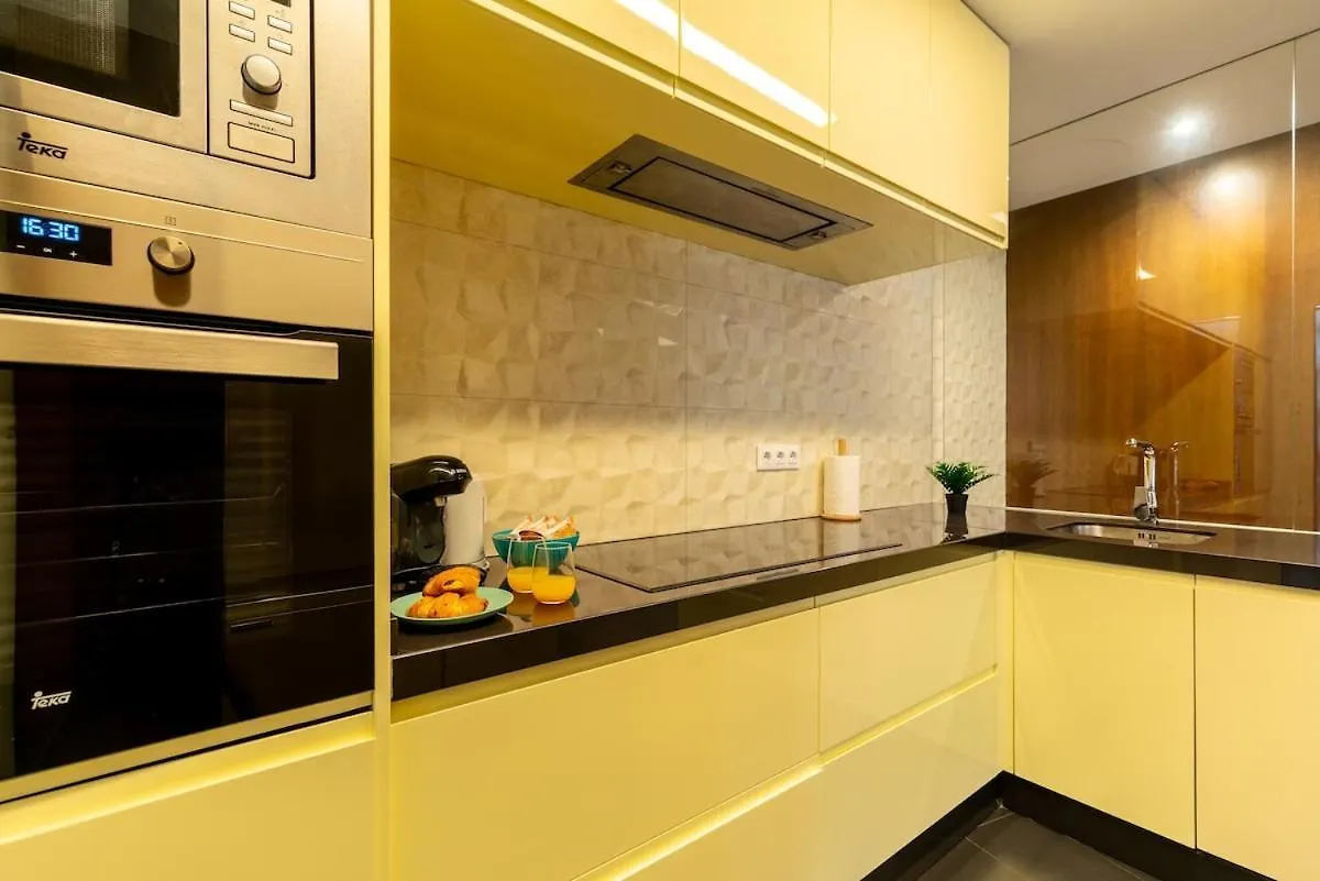 C2 Apartment With Terrace In The Arenal, Cathedral Σεβίλλη 0*,