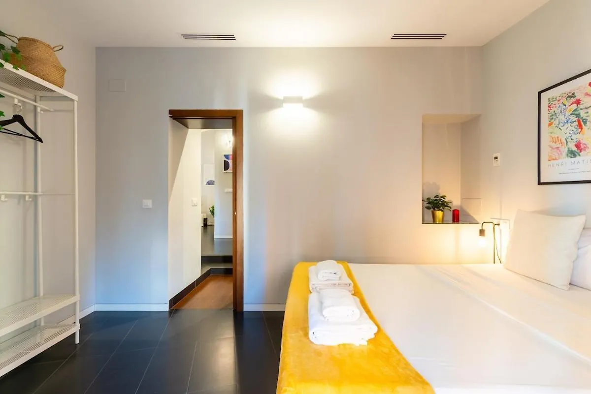 C2 Apartment With Terrace In The Arenal, Cathedral Seville 0*,  Spain